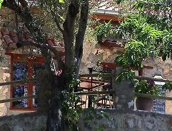 Ocakkoey Village מלון 2*